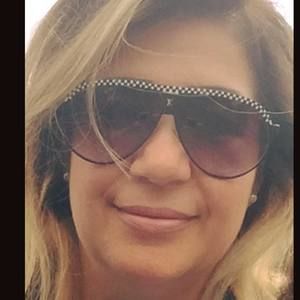 Meet your Posher, Lina